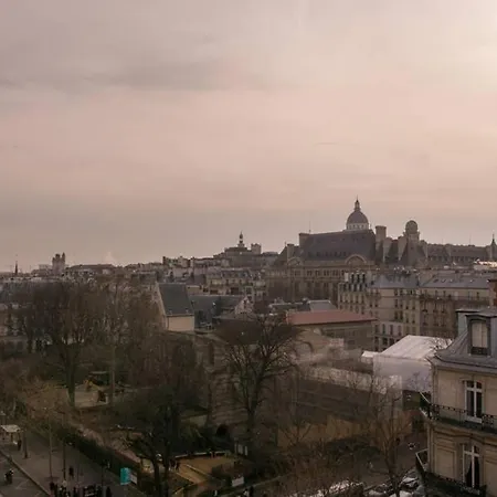 Appartement Saint Germain- Joli Pied A Terre Ideal De 2 Pieces Paris