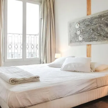 Apartment Saint Germain- Joli Pied A Terre Ideal De 2 Pieces Paris